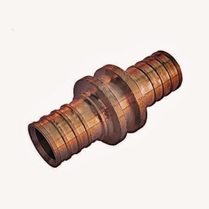 Натяжной фитинг Golan Aqua-pex переходник равносторонний 32 мм