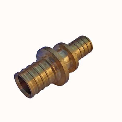 Натяжной фитинг Golan Aqua-pex переходник редукционный 25х20